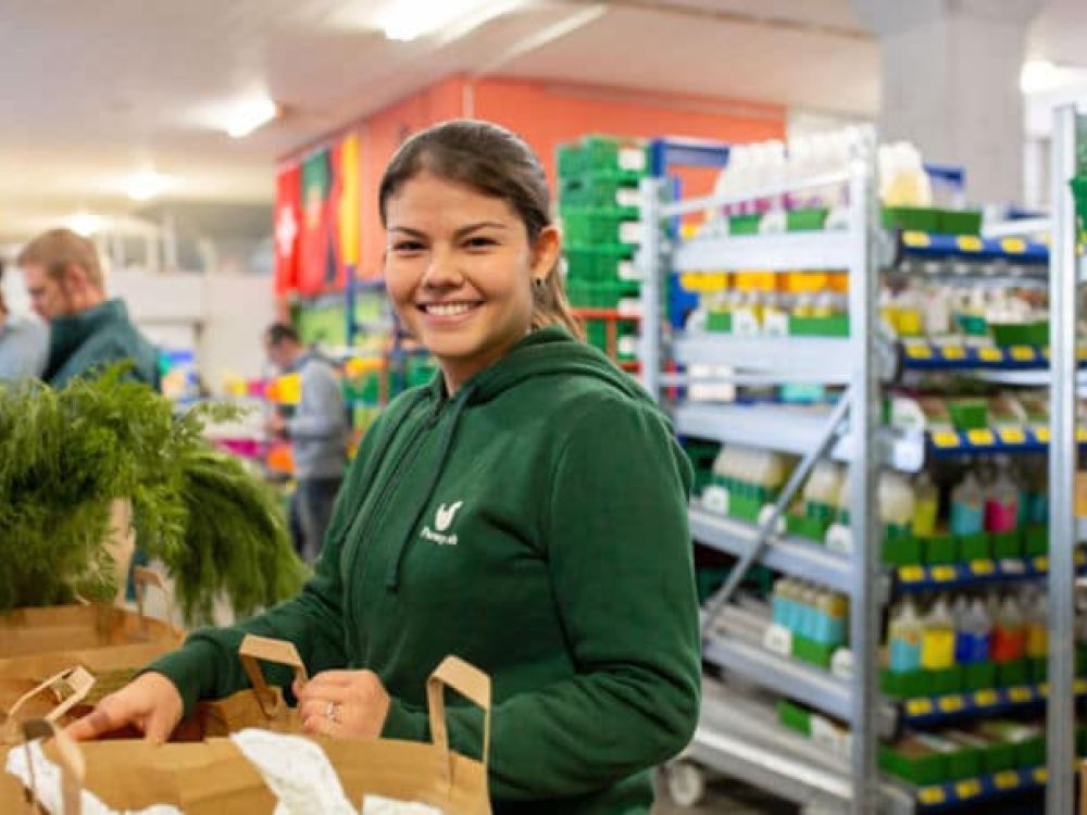 csm_Farmy_Mitarbeiterin_bearbeitet_74090bcb27